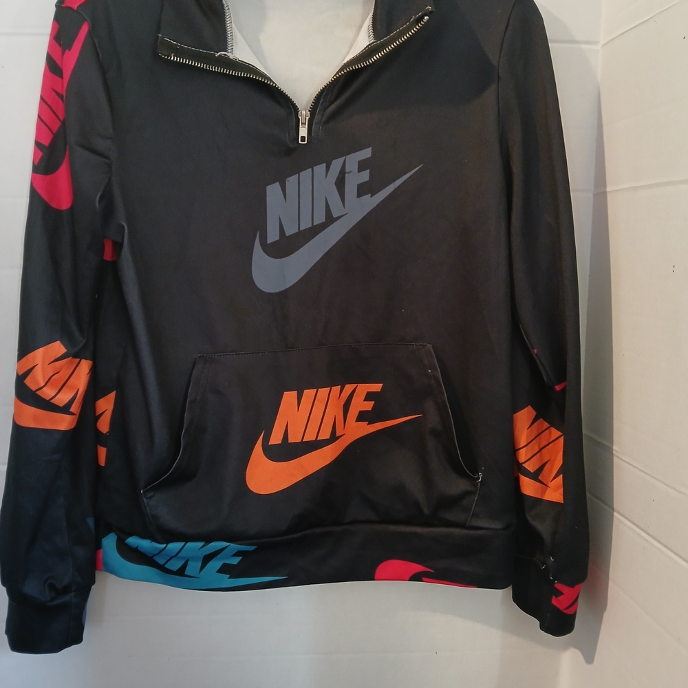 Ladies Nike Therma Fit Hoodie PullIover Size Small